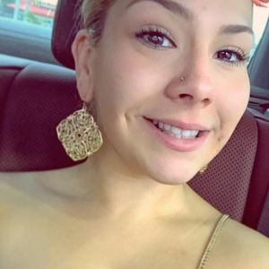 Meet your Posher, Jacqueline